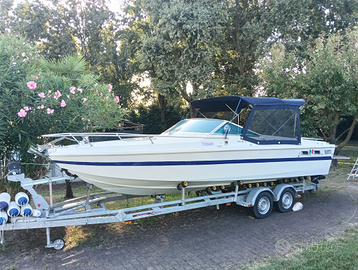 Semicabinato 24 piedi 2 motori e carrello del 2020