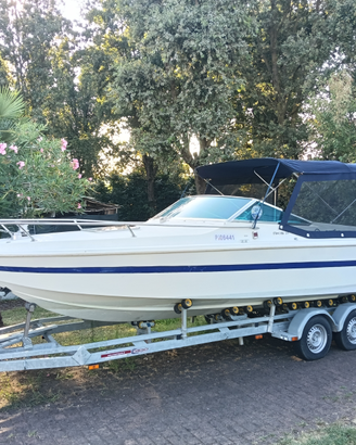 Semicabinato 24 piedi 2 motori e carrello del 2020