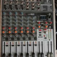 mixer  behringer