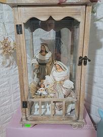 Natività  in lanterna con luci h. cm. 75