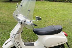 Vespa S 125 i.e. (2010) - Bianca