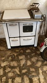 Stufa cucina a legna