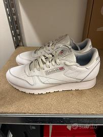 SNEAKERS REEBOK  N 42,5 PARI AL NUOVO