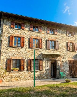 Casale Indipendente con terreno Alta Val Tidone