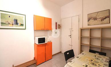 MONOLOCALE A ROMA