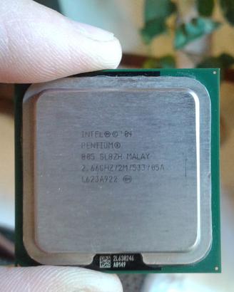 Processore Dual Core Intel Pentium D805