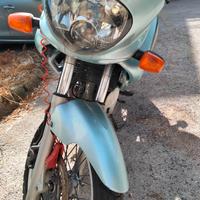 Suzuki xf 650 assicurazione compreso