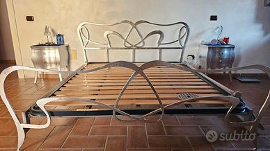 struttura letto foglia argento