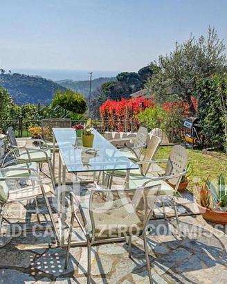 Villetta a schiera di 120 m² con più di 5 locali e