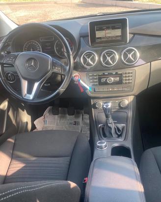MERCEDES B 160 CDI CONDIZIONI DA VETRINA GUARDA