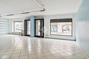 NEGOZIO A MONTEFORTE D'ALPONE