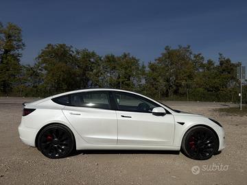 Tesla Model 3 Performance