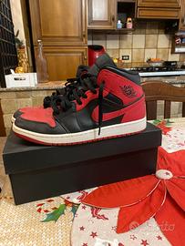 Jordan 1 mid Bred