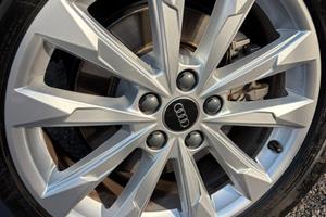 Cerchi Orig Audi 18+Gomme Invern. Dunlop 235/55R18