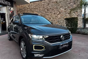 Volkswagen T-Roc 2.0 TDI 150-DSG 4MOTION-TETTO-FUL