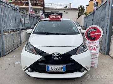 Toyota Aygo 1.0 VVT-i 69 CV 5 porte x-wave MMT