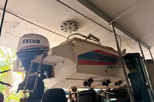 Barca  5,60 mt motore selva 40 xsr nuovo