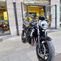 Yamaha FZ6
