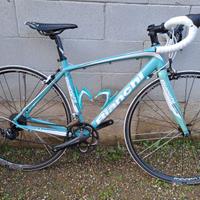 Biachi Impulso bicicletta da corsa