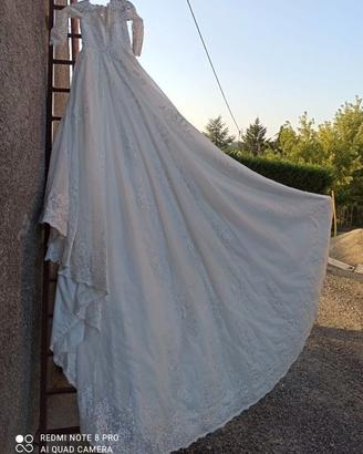 Abito sposa principesco, tenuto benissimo!