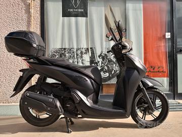 Honda SH 300 i