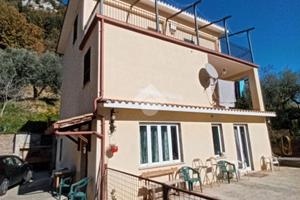 VILLA SINGOLA A BELLEGRA