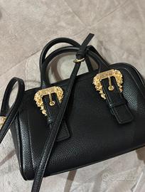 portafoglio e borsa versace