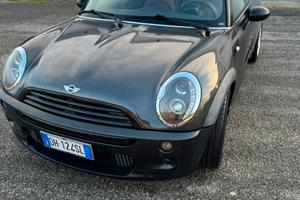 Mini Cooper Cabrio 1.6 benz.