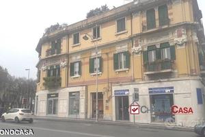Piazza Cairoli, 2 vani uso ufficio