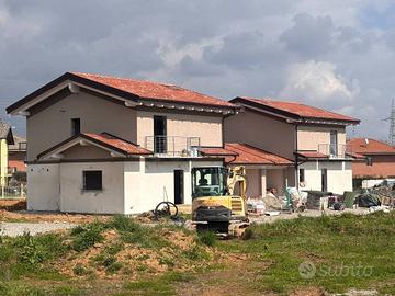 Villa di 185 m² con 5 locali e box auto doppio a C