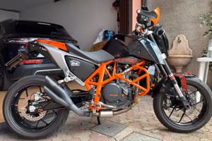 Ktm duke 690