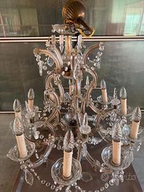 Lampadario di cristallo antico a gocce