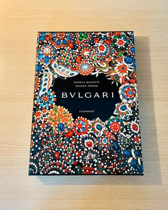 Volume “Bvlgari" (Edizioni Leonardo)