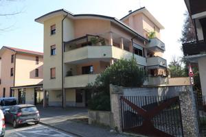 Attico / Mansarda di 148 m² con 3 locali e box aut