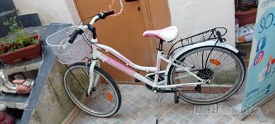 Bicicletta donna come nuova