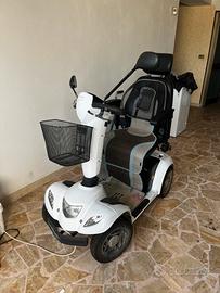 Scooter elettrico 4 ruote