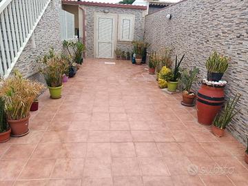 Monolocale a punta secca vicino al mare