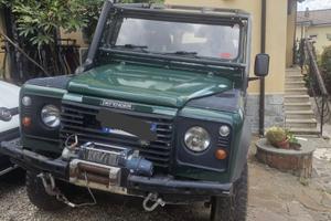 LAND ROVER Defender - 2005