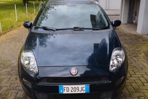 FIAT Punto del 2016. Pronta all'uso