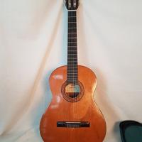 Chitarra Admira Cordoba