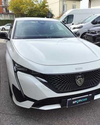 Peugeot 308 Plug-in Hybrid 225 e-EAT8 GT