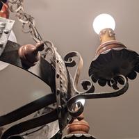 Lampadario in ferro battuto stile antico – 6 luci 