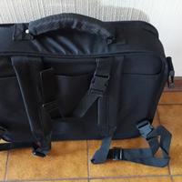 zaino borsa rigida porta pc 