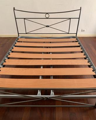 Letto matrimoniale in ferro battuto