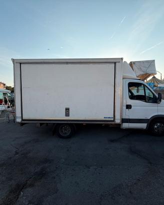 Daily iveco isotermico