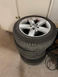 Gomme M+S 185/60 e cerchi in lega