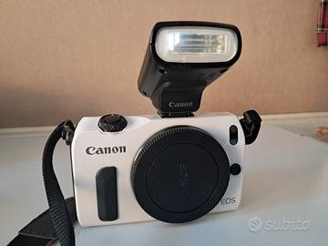 fotocamera digitale canon M