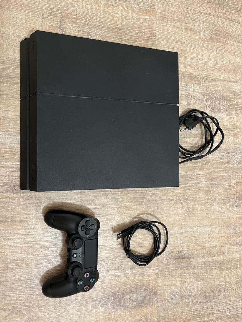 ps4 usata con 3 giochi e controller - Console e Videogiochi In vendita a  Trento