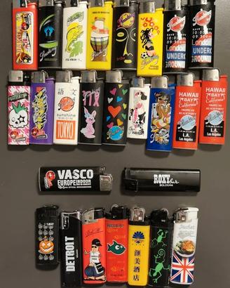 26 accendini vuoti