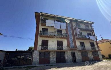 Immobile in asta di 130 m² con 3 locali e box auto
